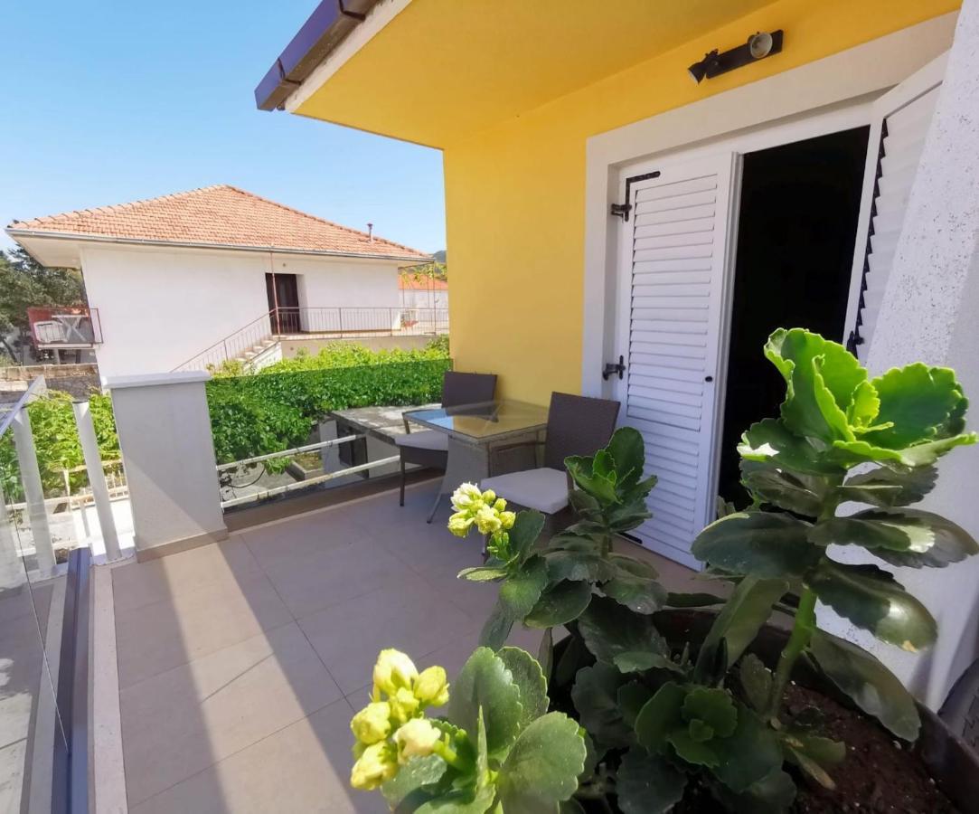 Jelsa View Apartments Buitenkant foto